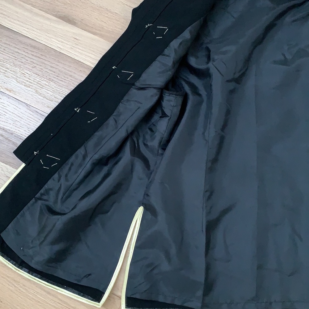 Jacket - Picture 4 of 10